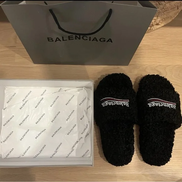 Balenciaga | Shoes | Balenciaga Black Textured Slippers  display picture 1